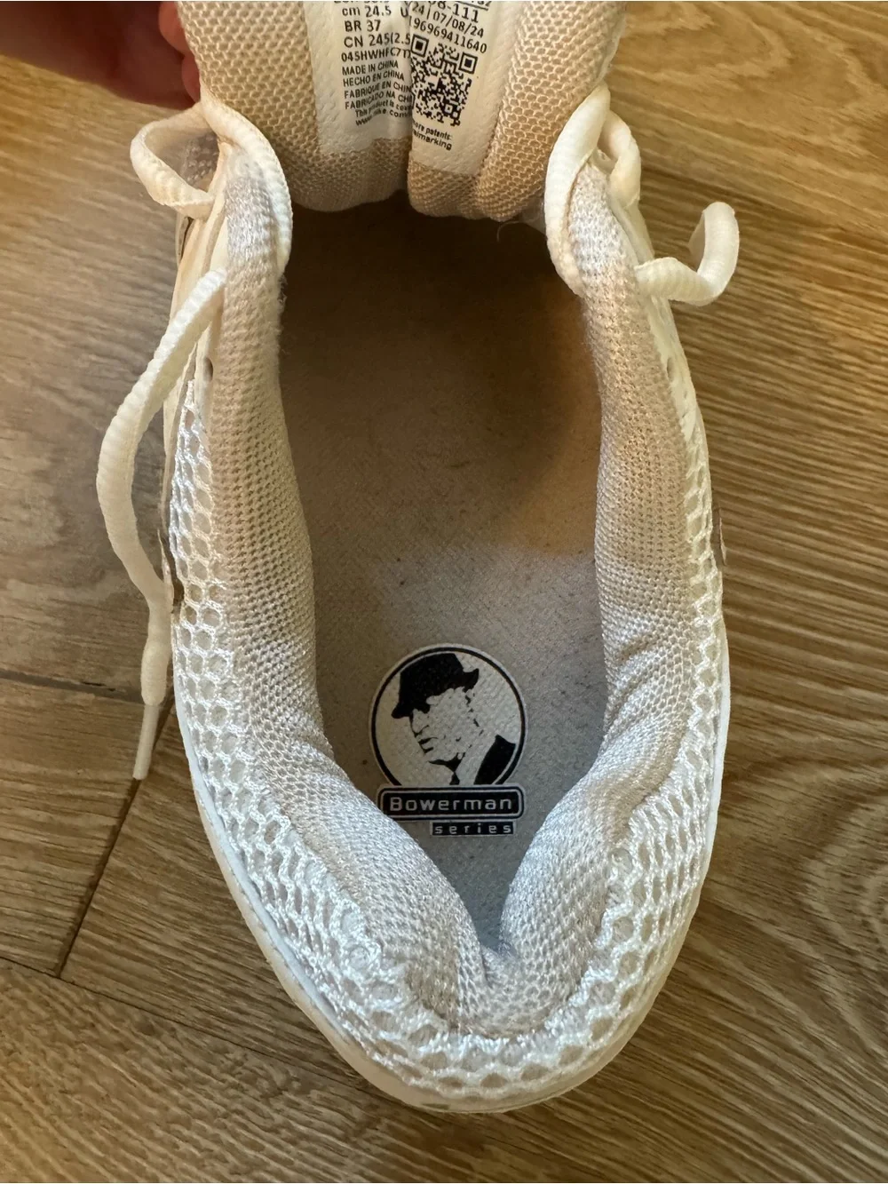 Nike worn handful
